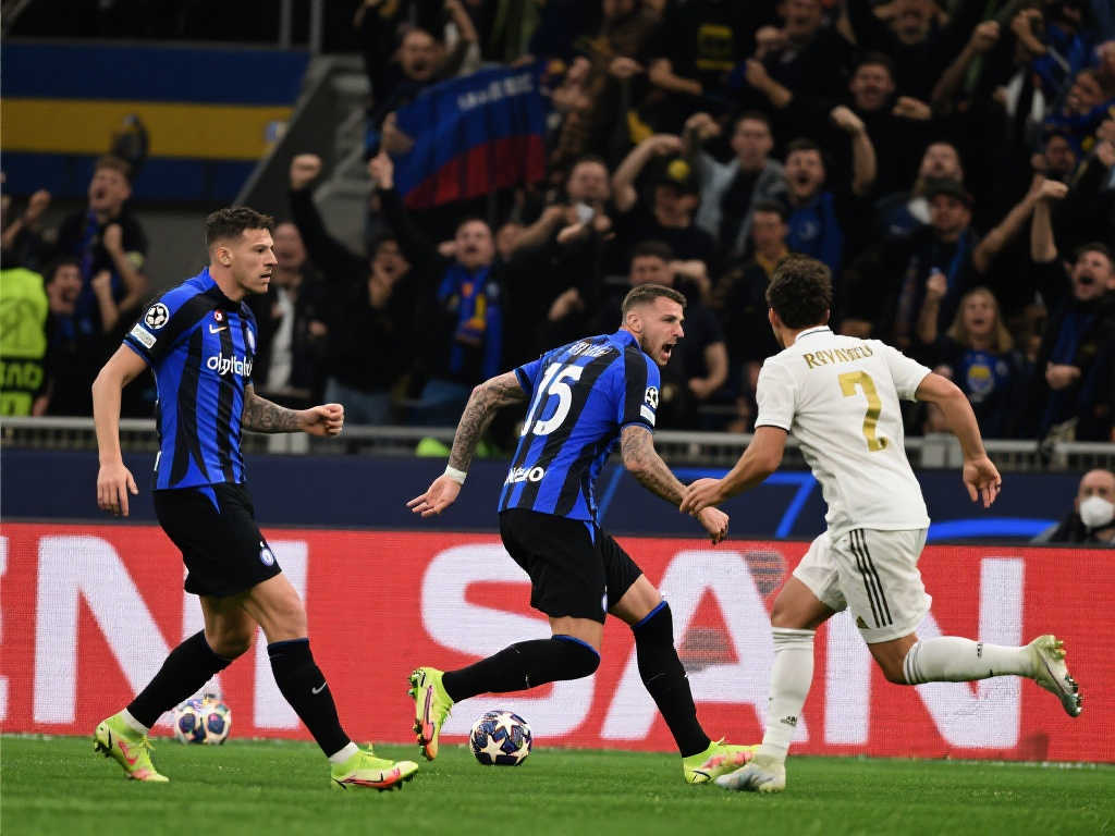 还在篮板和 还在篮板和